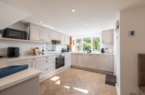 Helmsley Cottage | Eighteen Pottergate - Beautiful cottage with garden central location