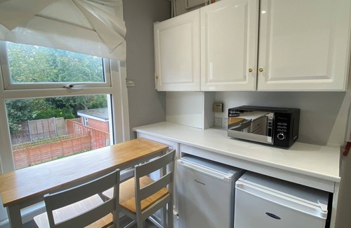 Dartford Apartment | Elegant 2 Bedroom Apartment in Dartford Kent