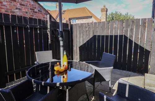 Beverley Cottage | ELWELL COTTAGE, with a garden in Beverley