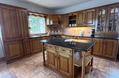 Donore House | Entire home,Meath Ireland 10guests 5 Bedrooms 2.5 baths 30 min Dublin Airport