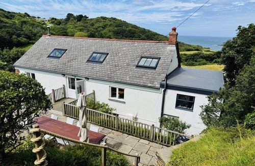 Crackington Haven Cottage | Escape to coastal bliss at this stylish family retreat of Lower Hillcott