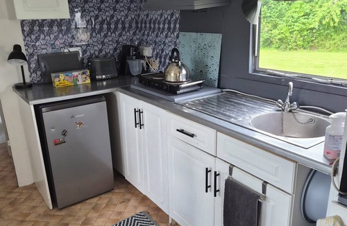 Crumlin House | EXCLUSIVE MOBILE HOME BASED IN COUNTRYSIDE BUT CLOSE TO AIRPORT AND TOWNS