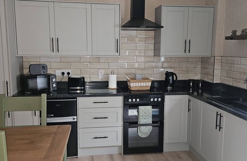 Coleraine House | Family friendly guesthouse on the North Coast. Short drive from local beaches