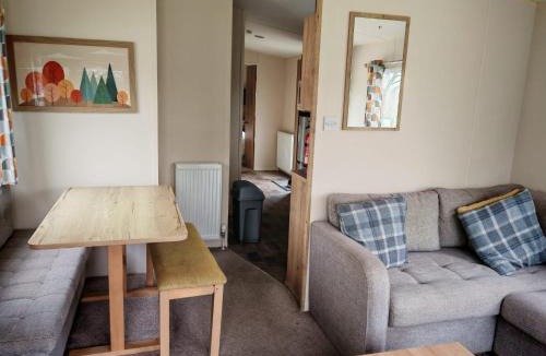 Kirby Misperton House | Flamingo Land Cedar Wood 118