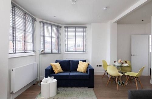 Chinatown Apartment | Flat 4 · home.ly – Central London Apartment West End