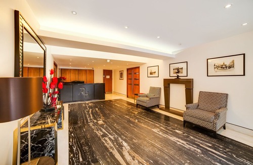 Courtfield Apartment | FLAT 609 - ROLAND HOUSE in London