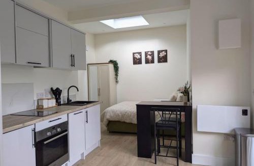 Sandyford Apartment | Foothills Haven - Private Garden Apartment near Luas & Trails