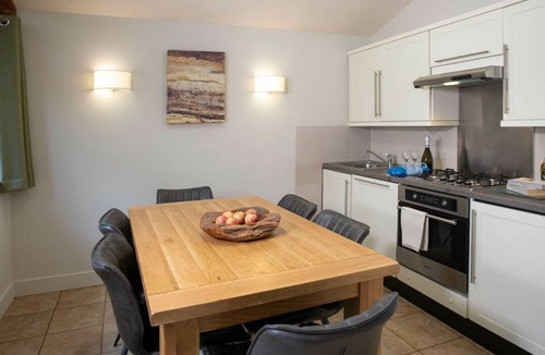 Berry Hill Cabin | Forest of Dean Meadow - Golden Oak, Coleford