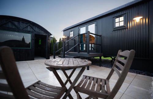 Swatragh Cabin | Friels Fairy Tree Lodges