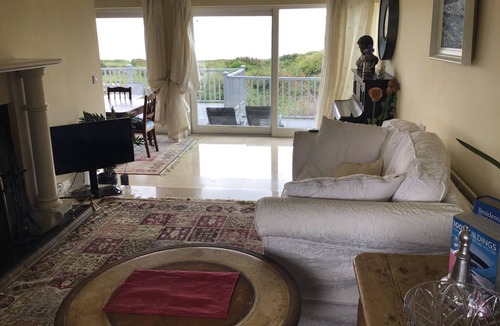 Galway House | GALWAY BARNA DIRECT OCEANFRONT 4 BED 6-8P WALK TRO OUR GARDEN TO OCEAN.