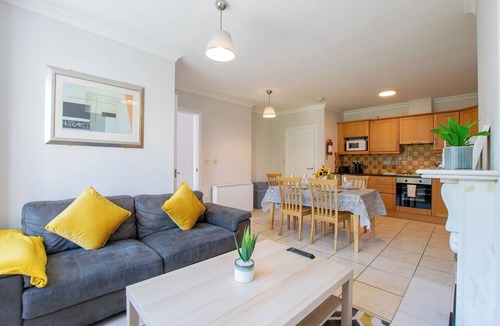 Galway City Centre House | Galway City Escape Townhouse