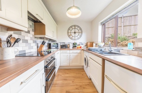 Allithwaite Cottage | Gorgeous cottage Walk to pub Free access to Spa: Hot tub,swimming pool