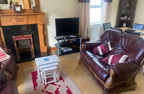 Londonderry House | Glenrandel Valley