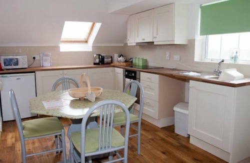 Bushmills Cottage | GREAT LOCATION - Located In Heart Of Antrim Coast