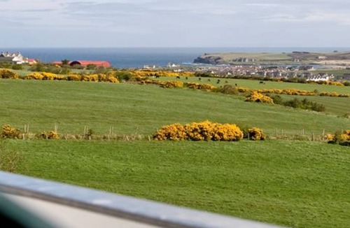 Bushmills Cottage | GREAT LOCATION - Located In Heart Of Antrim Coast