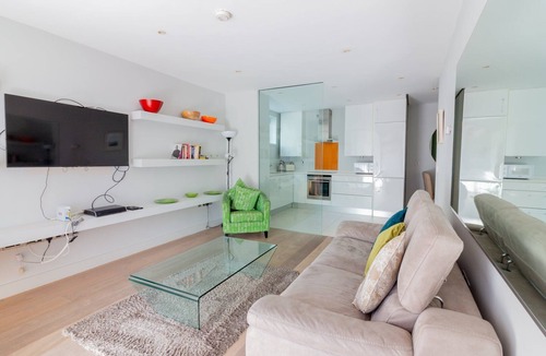 City Centre Dublin Apartment | GuestReady - Baggot Street Living
