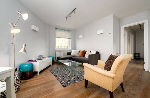 Royal Borough of Kensington and Chelsea Apartment | GuestReady - Kensington Living