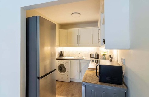 Glasnevin Apartment | GuestReady - Parkside Retreat with City Charm