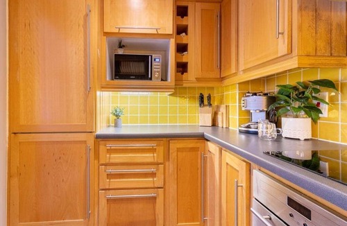 City Centre Dublin Apartment | GuestReady - Stylish Living in Central Dublin