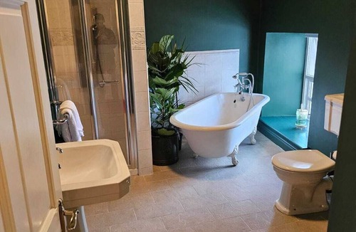 Cashel House | Hill House Cashel: Luxury Stay Sleeps 17