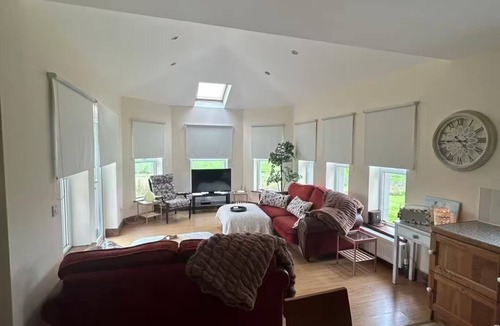Milltown House | Hilltop House Tuam