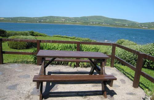 Portmagee House | Holiday Home Seaside Cottages-2 by Interhome