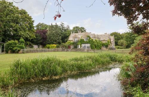 Ducklington House | Home Farm 16