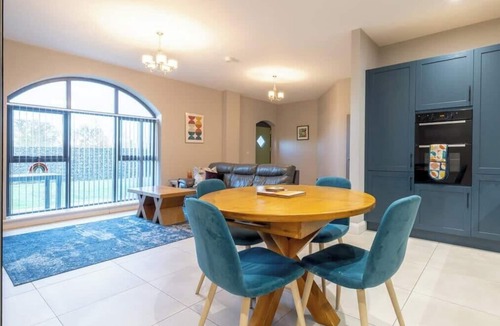 Hillsborough Apartment | Homestead Hillsborough, 3-Bed Apt Sleeps 5