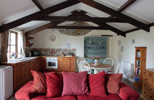 Bude Cottage | Honeysuckle Cottage - UKC4692