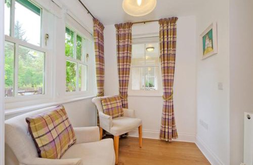 Braemar House | Ivy Cottage B&B