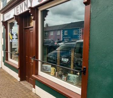 Mullagh House | Jennys Bar
