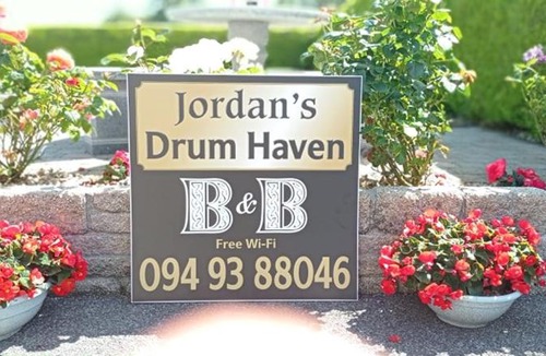 Knock Bed & Breakfast | Jordan's Drum Haven B&B, Knock