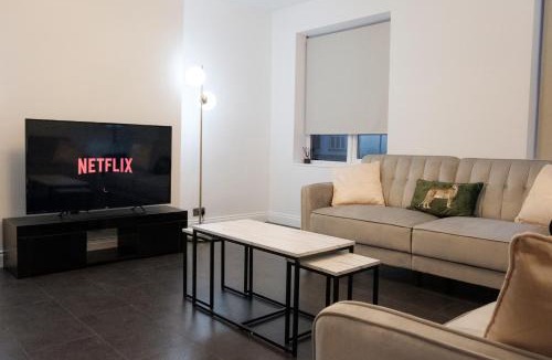 Hilton Apartment | K Suites - Fulbridge Road 116