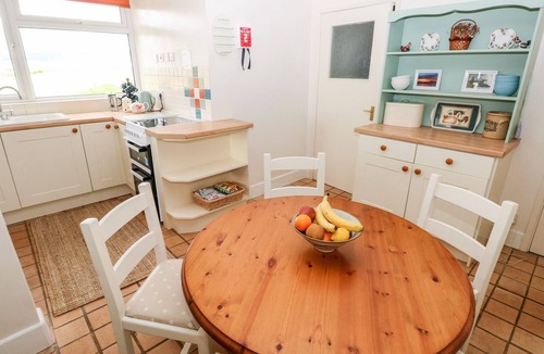 Kenfig House | KENFIG FARM, pet friendly, character holiday cottage in Kenfig