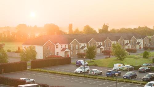 Trim House | Knightsbrook Hotel Courtyard Accommodation