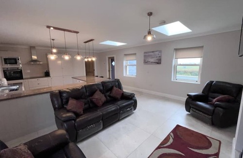 County Galway House | Large Modern Cottage, near the Medieval town of Athenry, Co Galway