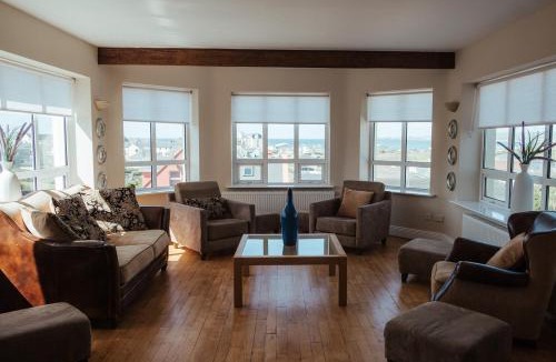 Lahinch House | Lehinch Lodge