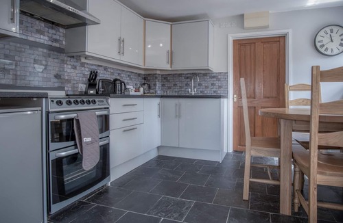 Amroth Cottage | Lilac Cottage - 1 Bedroom Cottage - Amroth