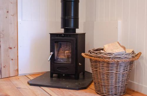 Devizes House | Little Willows