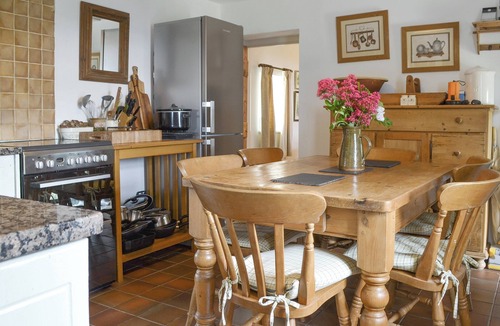 Malltraeth Cottage | Looking for a rural escape.