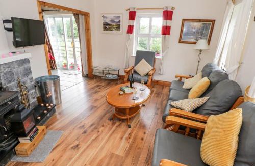 Neale House | Lough Mask Road Fishing Cottage