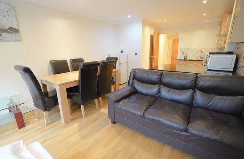 Waterloo Apartment | Lovely 2-Bed Apartment in London
