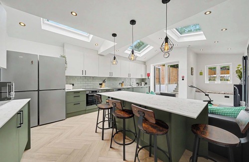New Cross House | Lovely 5BDR Family Home Near Greenwich Park