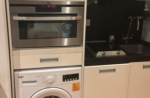 Clapham Apartment | Lovely, Welcoming Flat Just Steps from the Tube station