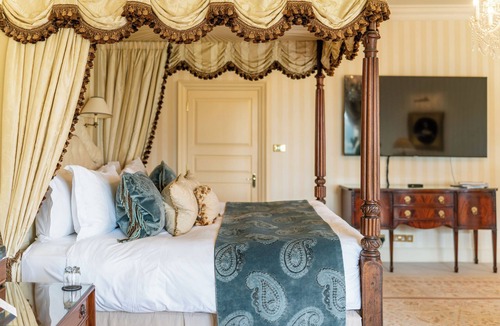 Colerne Hotel | Lucknam Park, Emblems Collection