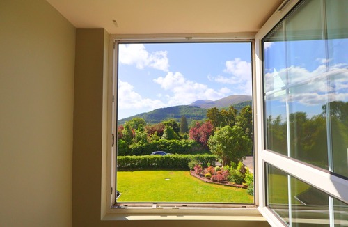 Bryansford House | Luxurious family house at gates to Tollymore Forest Park!