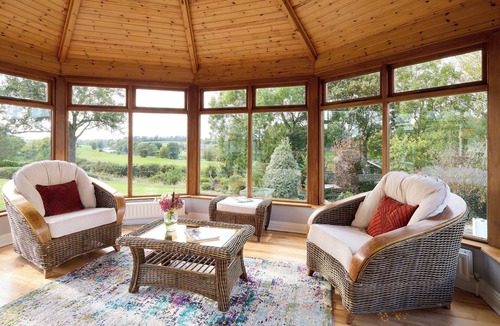 County Meath House | Luxurious House Sleeps 8 - Free Parking & Garden
