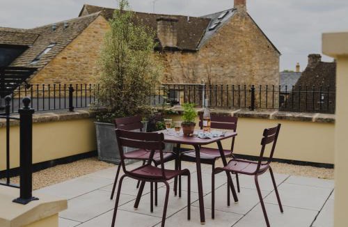 Stow-on-the-Wold Apartment | Luxury Apartment with Roof Terrace, Stow-on-the-Wold
