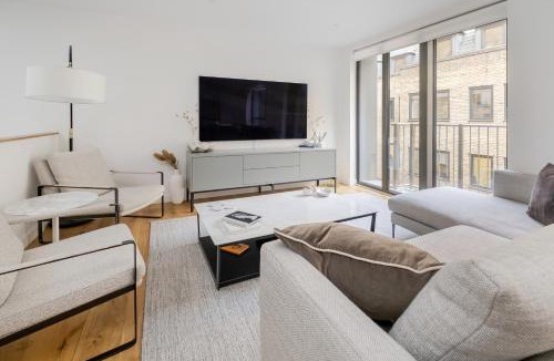 St James House | Luxury Central Mayfair Townhouse with AC 3BR 3BA