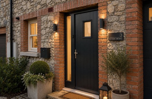 Dalkey House | Luxury Contemporary Mews House | Walk to the Forty Foot & Dalkey